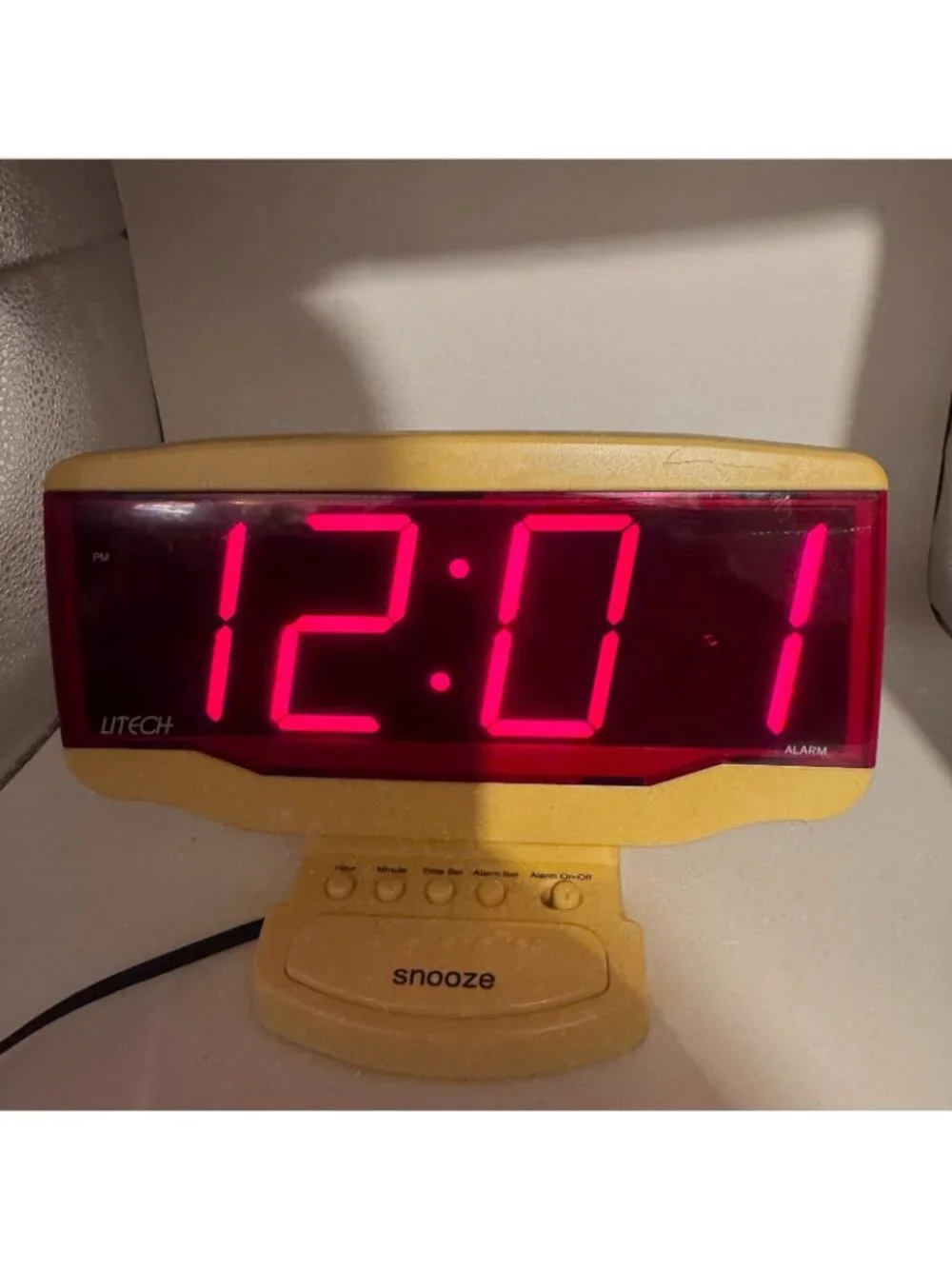 Giant Vintage LiTech Bedside Alarm Clock LARGE LEDs w Battery Backup plug in Y2K
